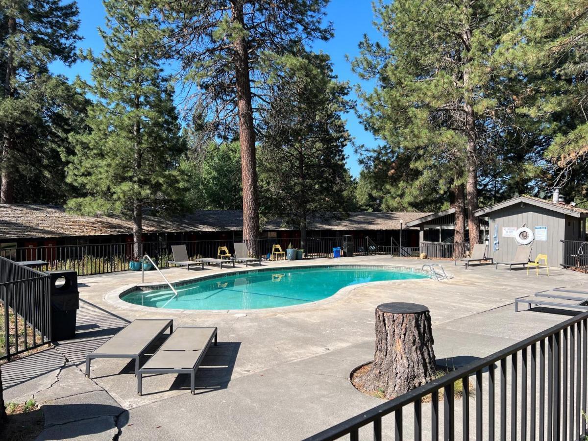 Loge Bend Hotel Exterior photo