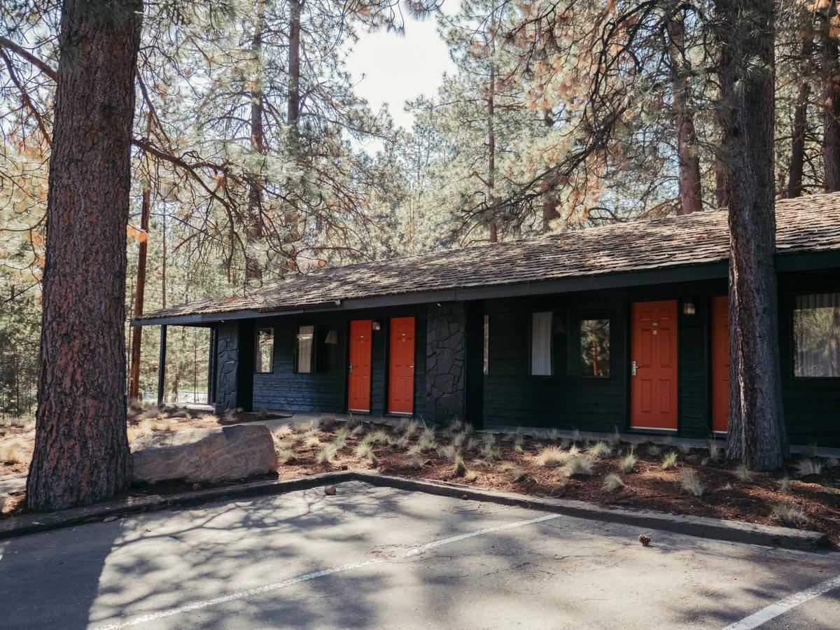 Loge Bend Hotel Exterior photo